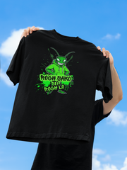 UNSTOPPABLE ROACH Oversized Wit Tee –  Cockroach Revolution Collection